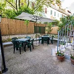 Exquilia Home & Garden
